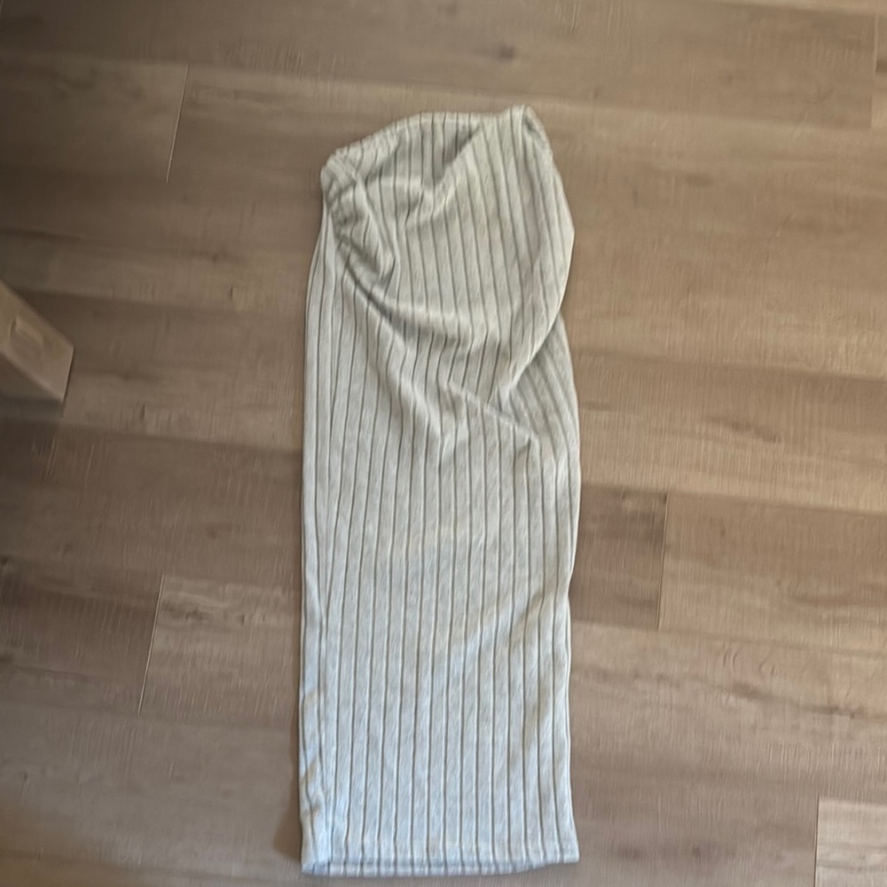 Women’s Ribbed Cream Midi Skirt
